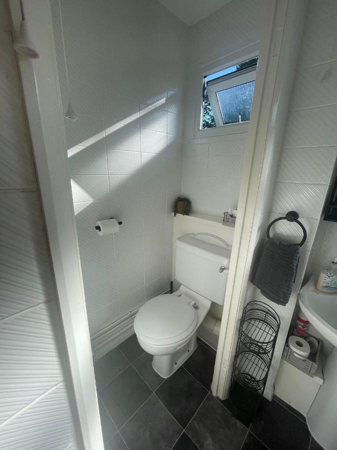 2 Bedroom Holiday Chalet Near Bude Kilkhampton Ngoại thất bức ảnh